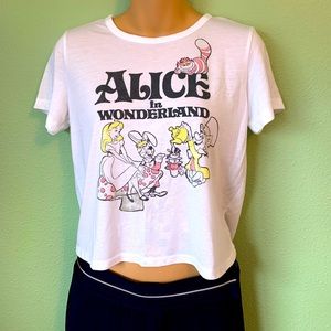 Alice in wonderland cropped shirt